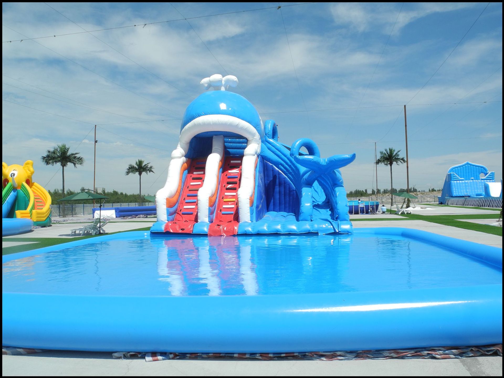 大型水上乐园游轮滑梯充气水上游乐设备成人儿童水上组合厂家