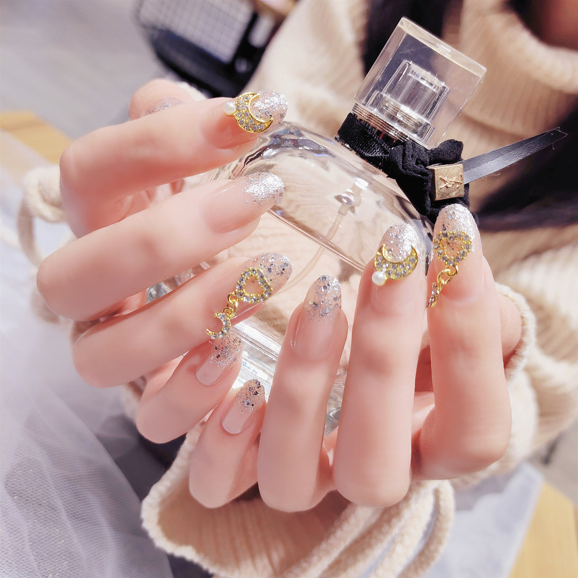 美甲贴片假指甲成品中长款新娘带钻裸粉指甲贴可拆卸穿戴美甲防水