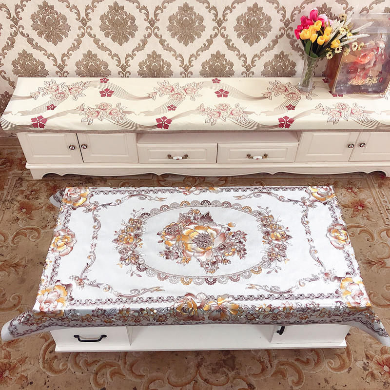 网红地摊烫金台布防水防油防烫桌布跑地摊热卖对花纱线布厂家直销