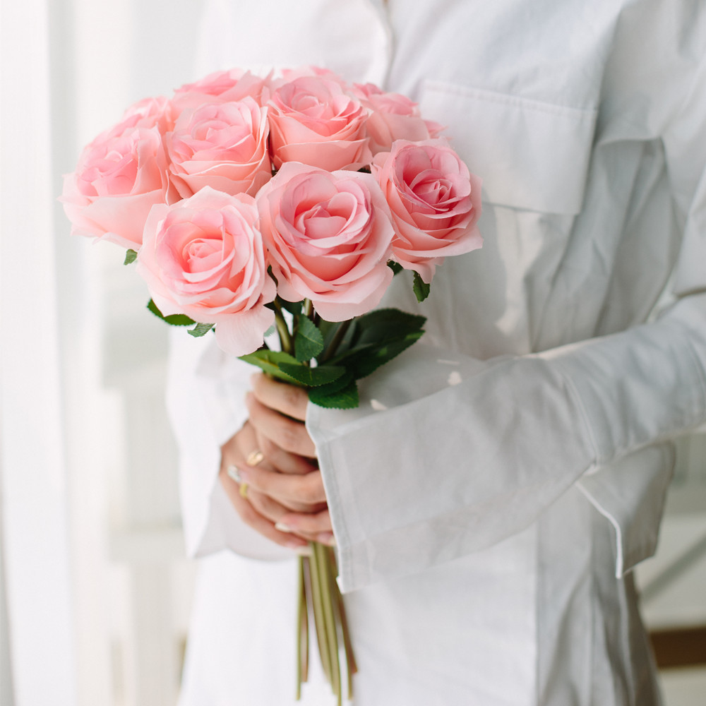 11头仿真玫瑰花情人节塑料花束单支假花客厅餐桌摆件插花摆设装饰