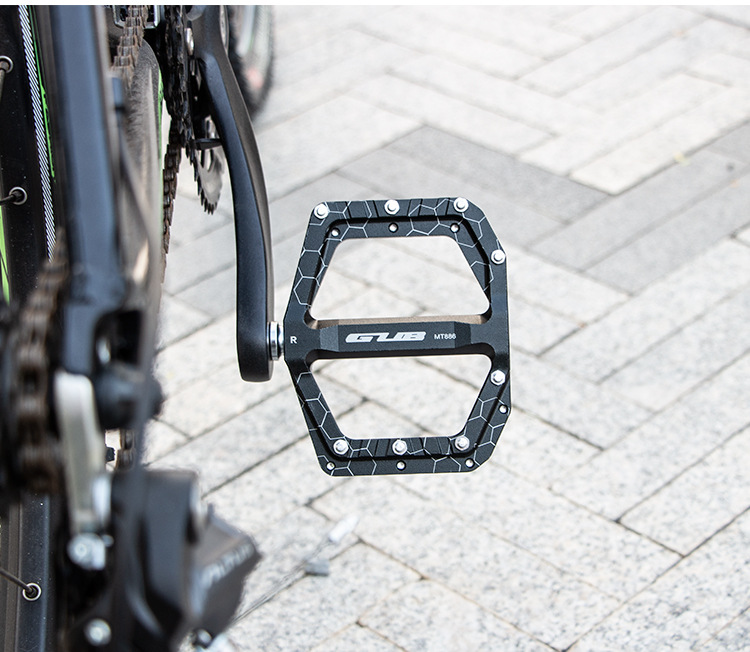 gub mt886山地自行车越野超大加宽轴承培林铝合金一体脚踏板 防滑