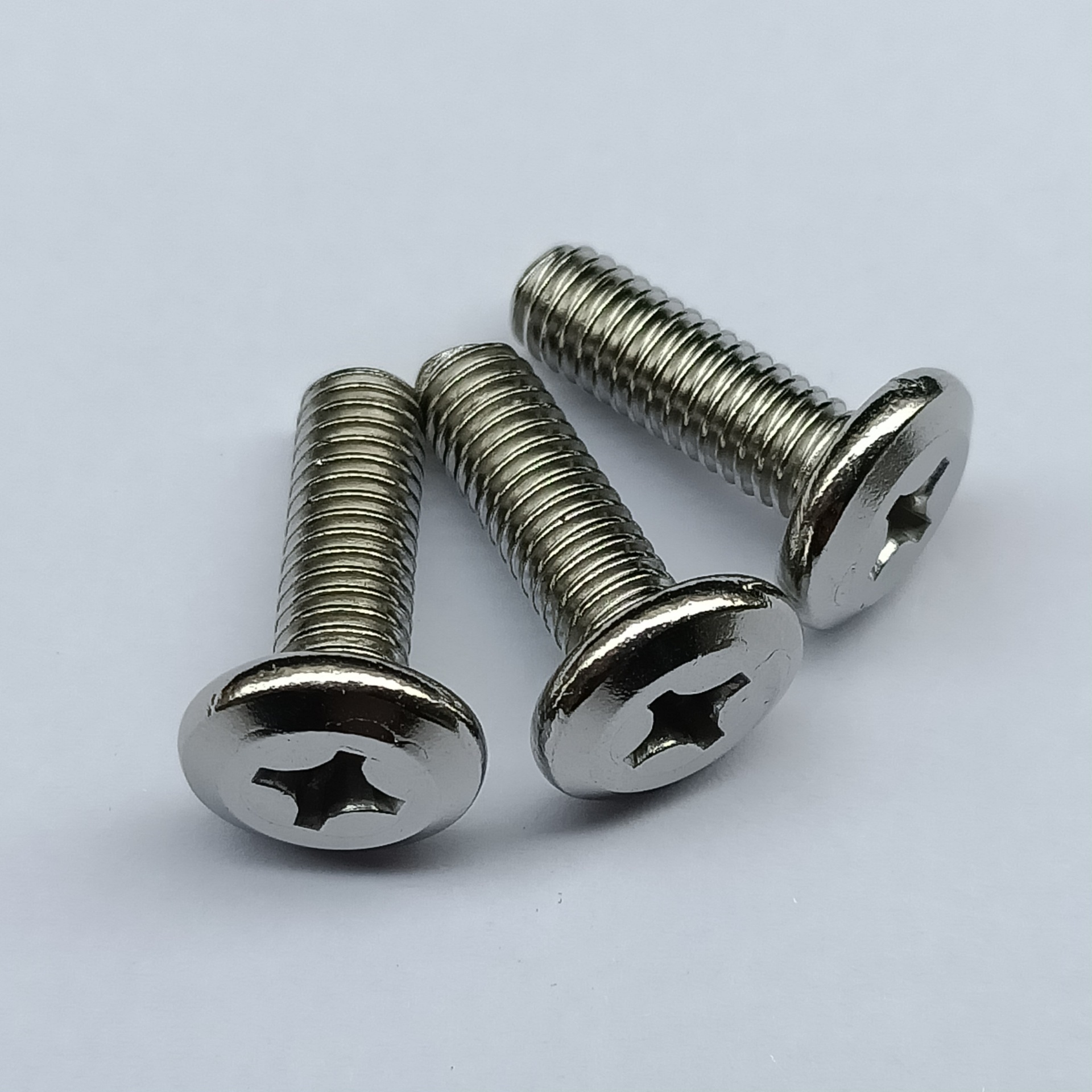 304不锈钢倒边十字螺丝家具斜大平头螺丝货架组合螺栓家私螺丝