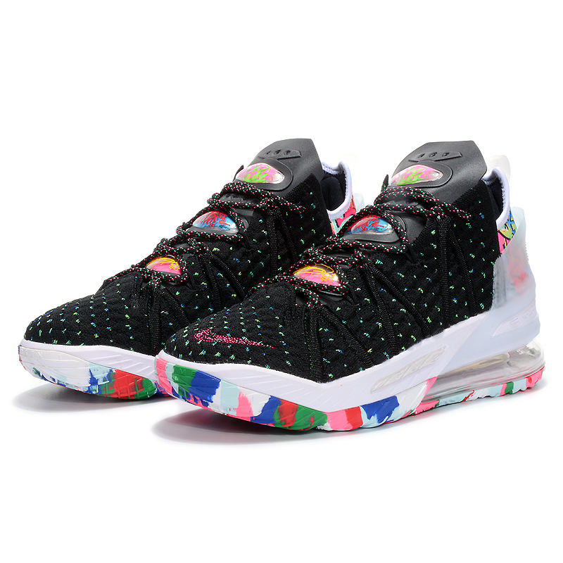 耐尅官詹姆斯18代篮球鞋紫金重器黑紫鸳鸯蜜瓜黑红浮雕明星男战靴