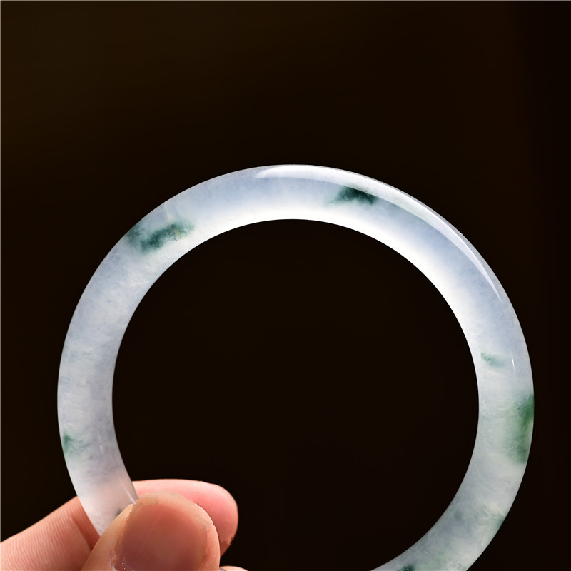 翡翠色细圆条玉镯子冰种白底飘绿飘花女款手镯复古百搭手饰批发