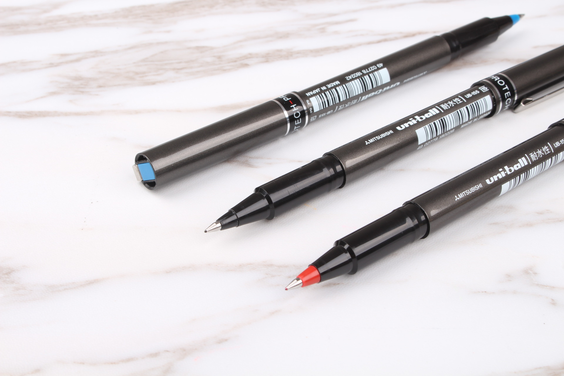 日本uni三菱ub-155直液式一次性0.5mm子弹头学生办公签字笔走珠笔