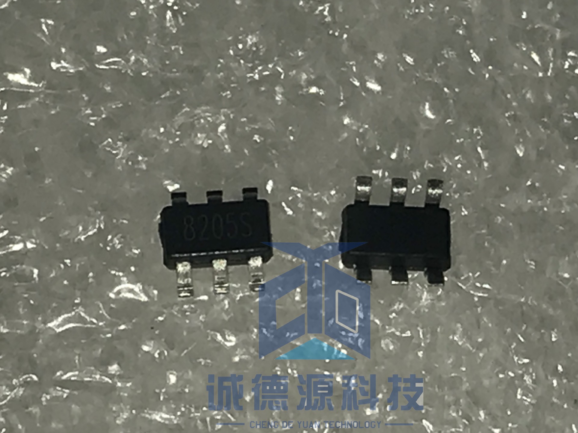 8205s sot23-6 8205s 锂电池保护芯片 8205s