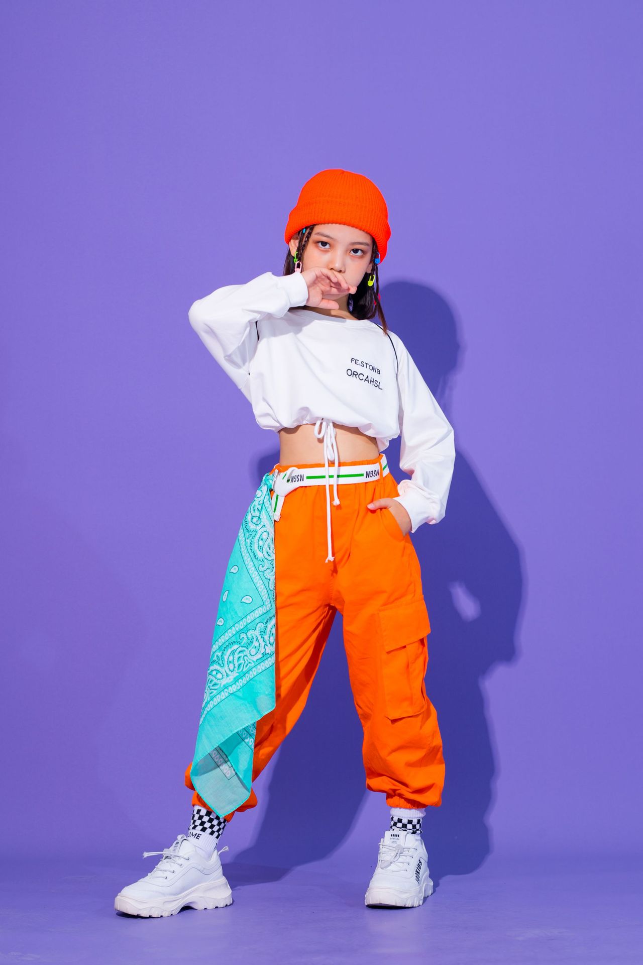 儿童爵士演出服女孩露肚脐元旦hiphop嘻哈表演衣服女童街舞套装潮