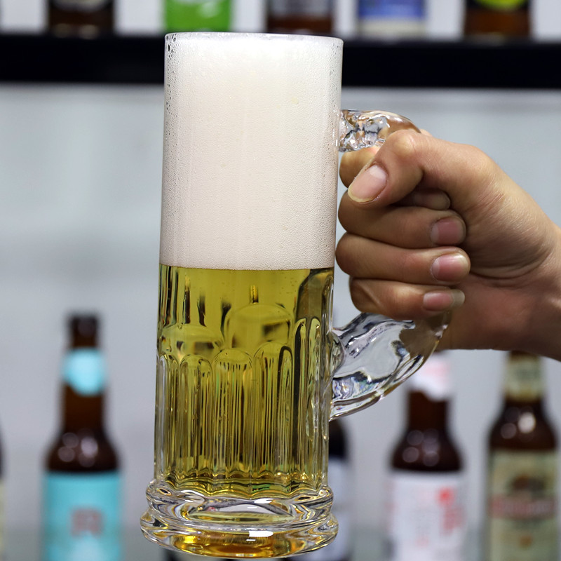 厚底大容量啤酒杯大号扎啤杯酒馆黑啤酒杯创意肌肉把手慕尼黑杯子