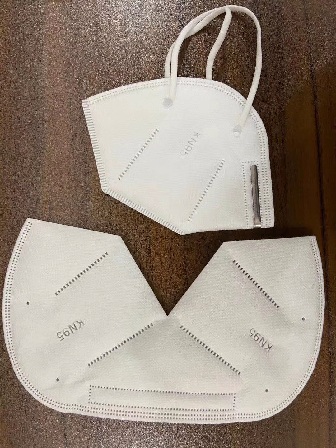 厂家kn95一次性防护透气4层含熔喷布 现货包邮防尘防护民用口罩