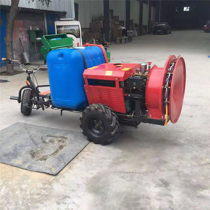 疫情区消毒三轮式打药机 农用果园喷药机 养殖场消毒柴油打药机