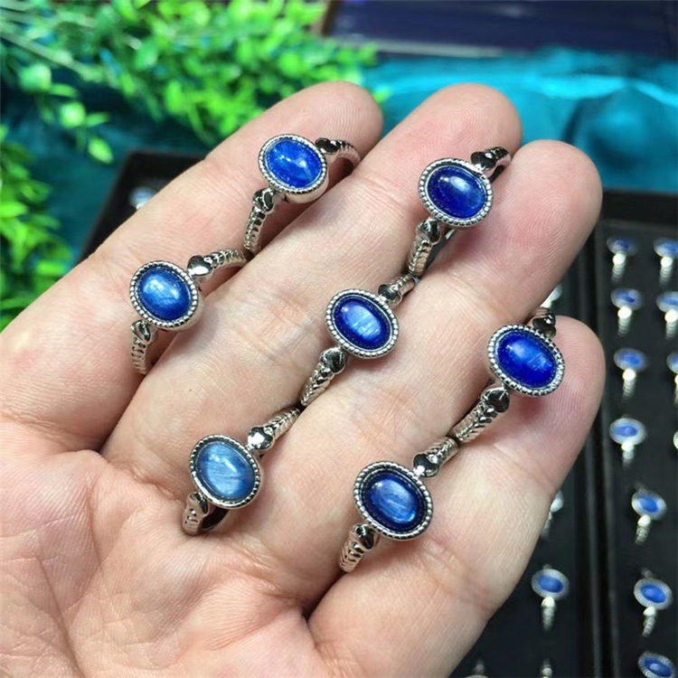 天然蓝晶石镶嵌戒指 戒面颗颗带眼粒粒闪佩戴大方跑量款女戒批发