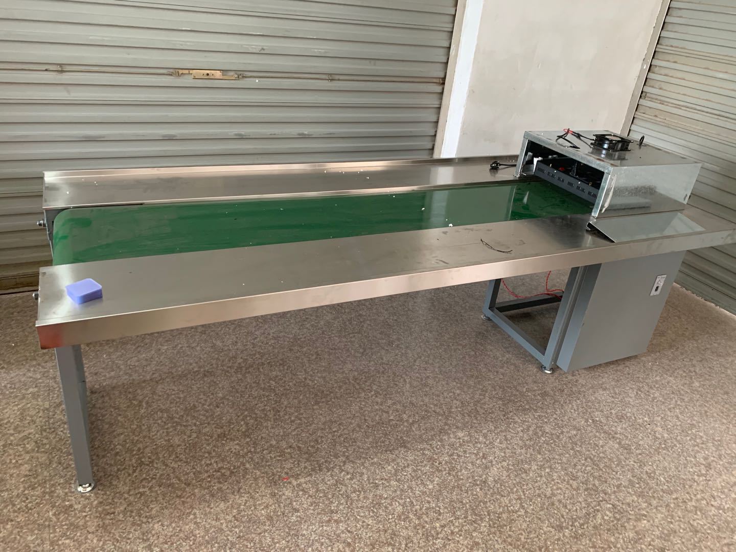 无痕挂钩生产专用设备机器uv生产流水线uv机固化设备led灯