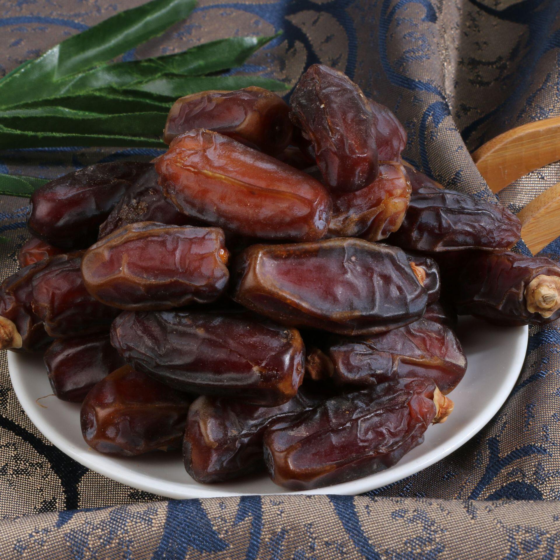 椰枣干办公休闲干果小食软糯香甜晒制椰枣干散装批发