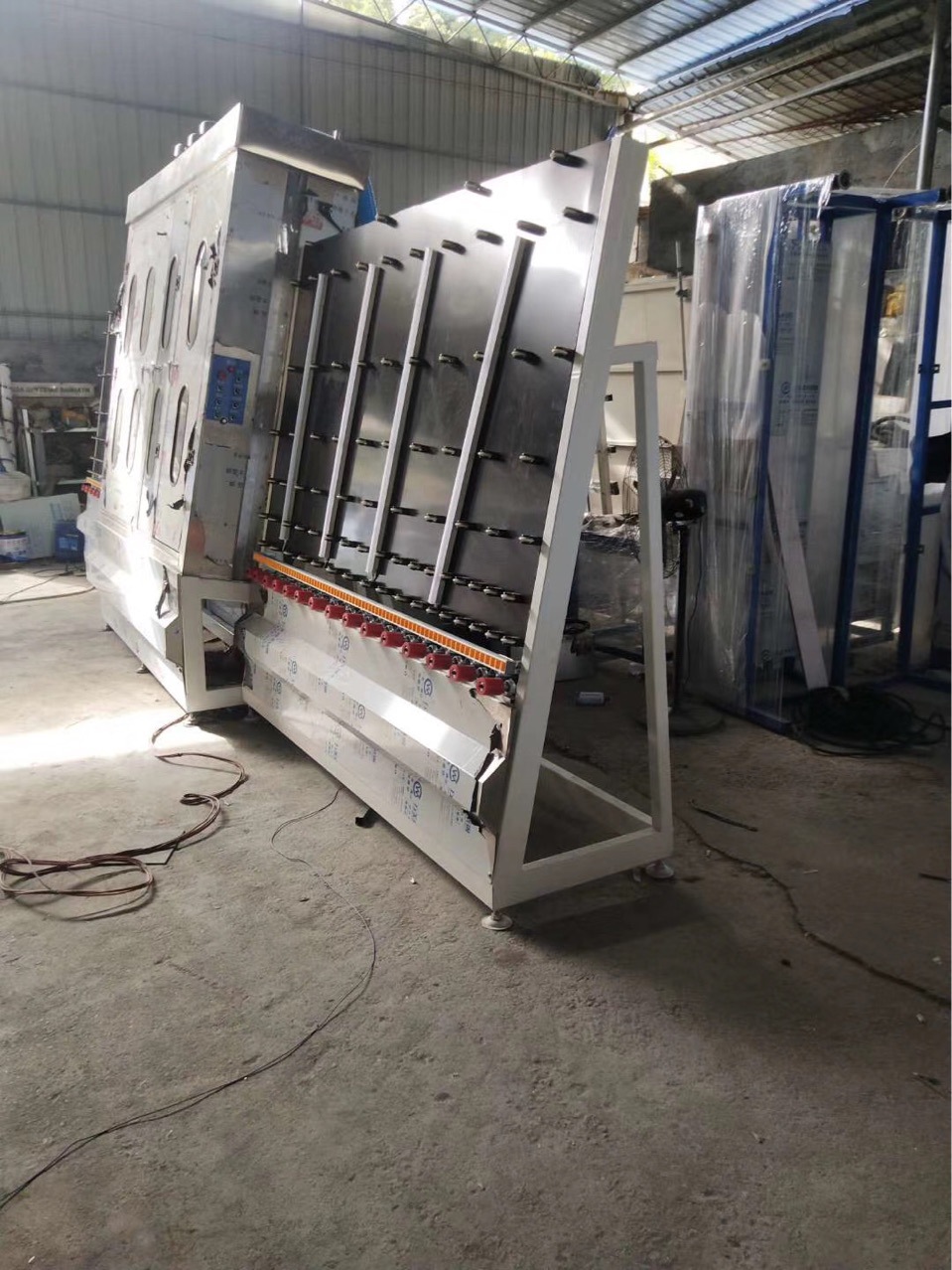 立式玻璃清洗机中空玻璃清洗机