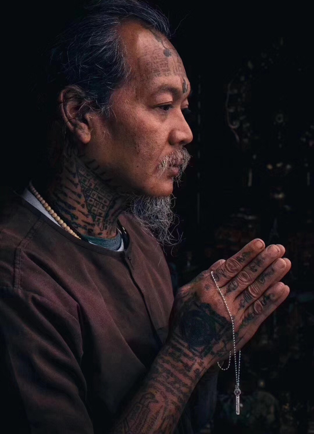 泰国佛牌正品阿赞佑化太岁符红绳娜扎同款运转经文手绳叶子吊坠