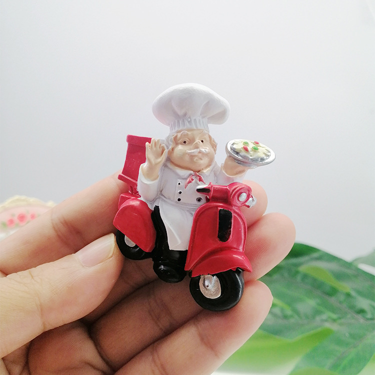 Wholesale New European and American Style Chef Bread Chef Refridgerator Magnets Three-Dimensional Character Magnetic Paste Resin Craft Home Ornament