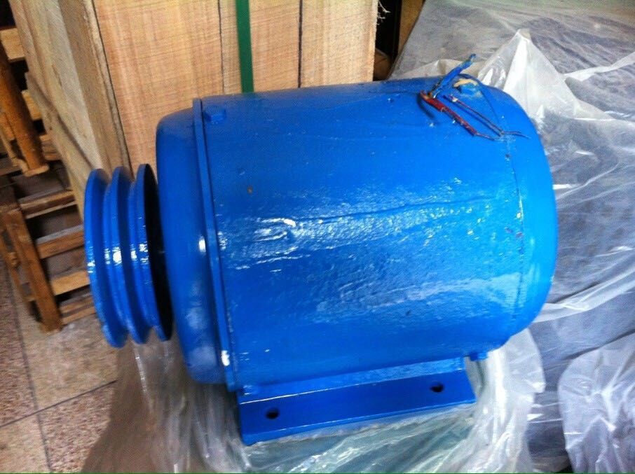 厂家批发3000w三相高效率永磁发电机3kw低速永磁发电机三相400v