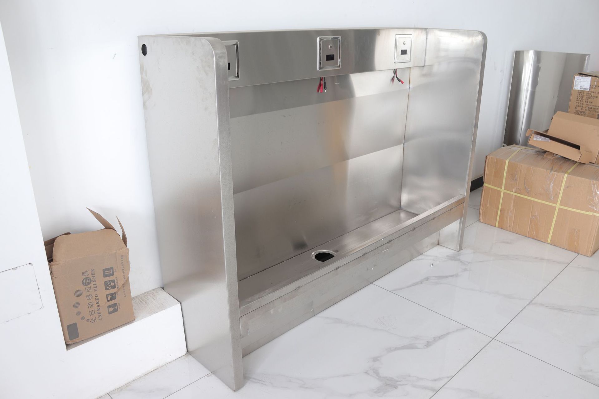 不锈钢小便池感应自动冲水小便池商用小便池