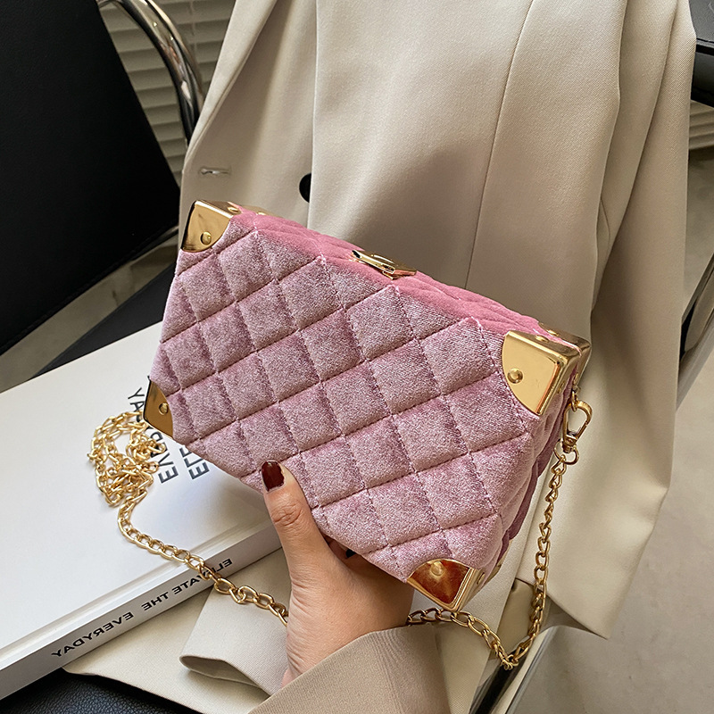 Spring New Box Women's Bag Gold Velvet Small Square Bag Rhombic Chain Embroidery Thread Women's Bag Classic Small Bag Women's Wholesale