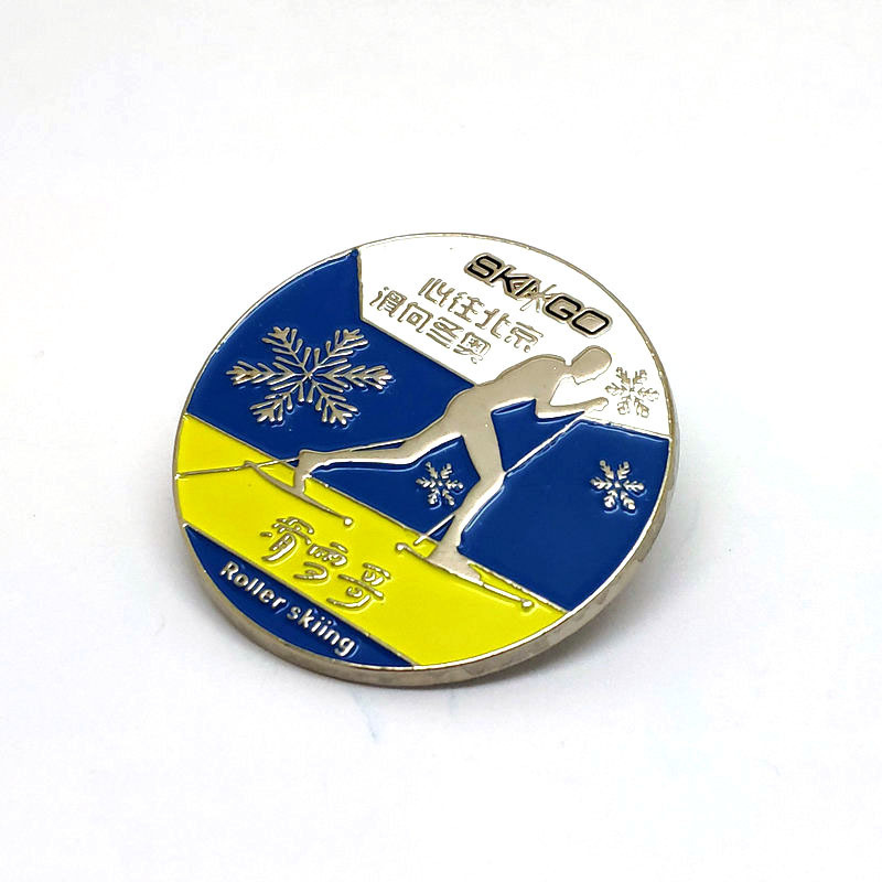 Factory Professional Customized Zinc Alloy Golden M Badge round Golden M Badge Celebrity Related Goods Concert Badge