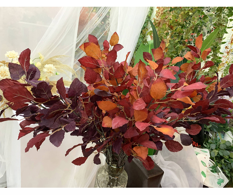 秋色莫尤加利仿真花暗红色叶子绿植物装饰苹果叶红色婚庆礼堂布景