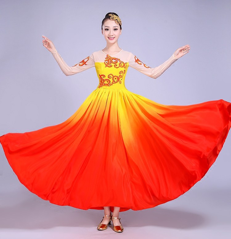 金孔雀服装金堂服装红娘服装千寻服装相似参谋夜店ds演出服性感大气女