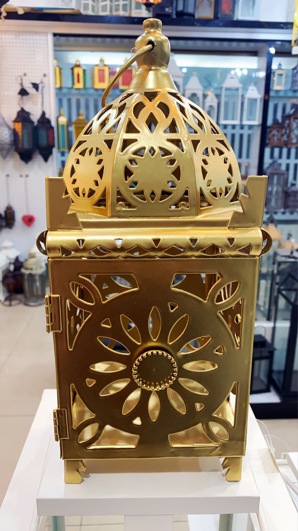 北欧中东金色风灯家居装饰摆件镂空铁艺马灯用品工艺烛台风灯