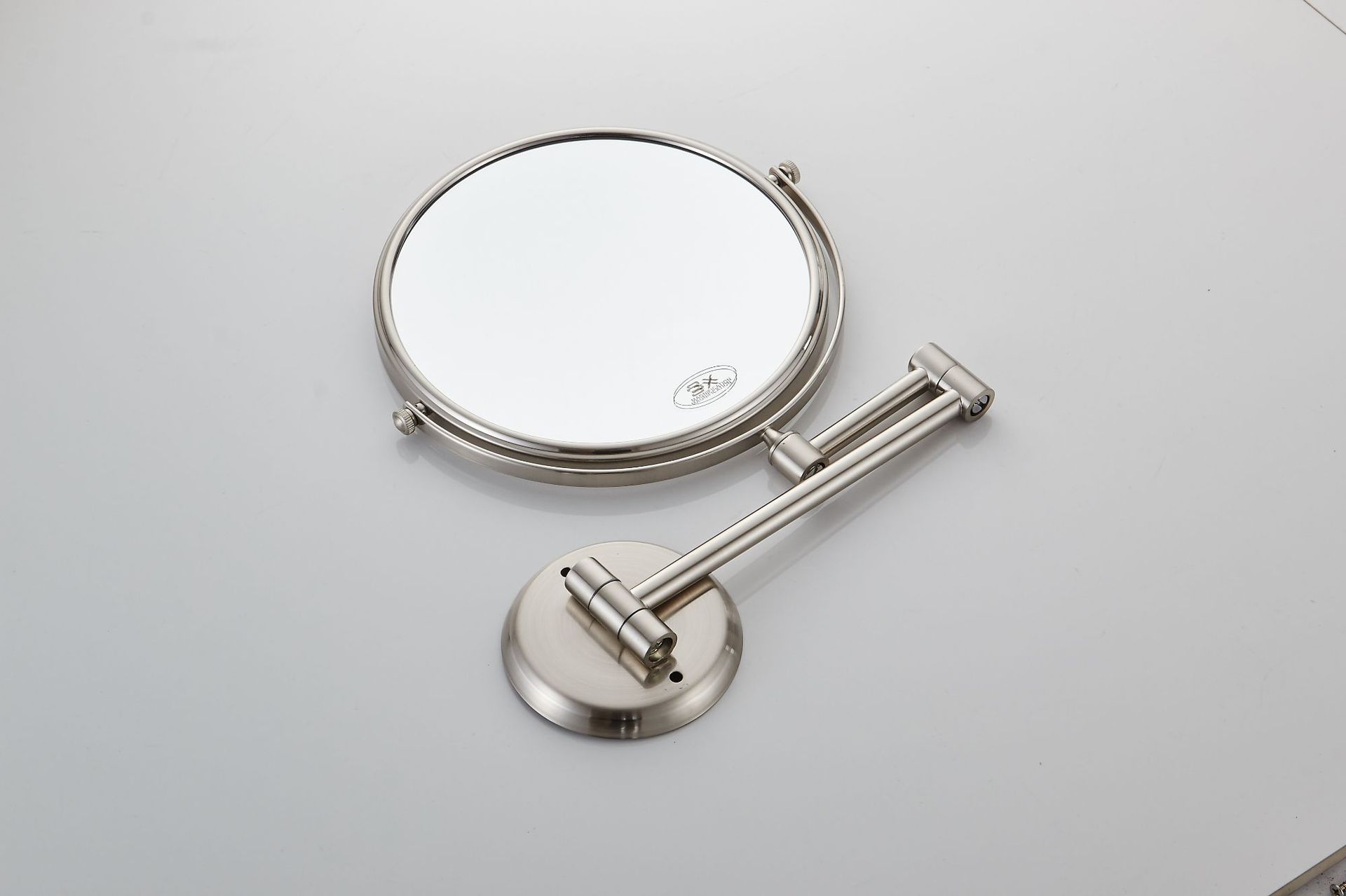 浴室化妆镜折叠酒店卫生间伸缩镜子贴墙双面放大美容镜壁挂免打孔