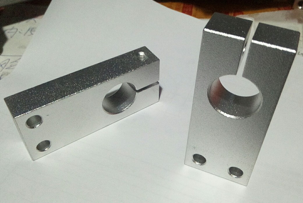 支柱固定夹带螺纹垂直型光轴支架带螺纹垂直光电传感器固定支架