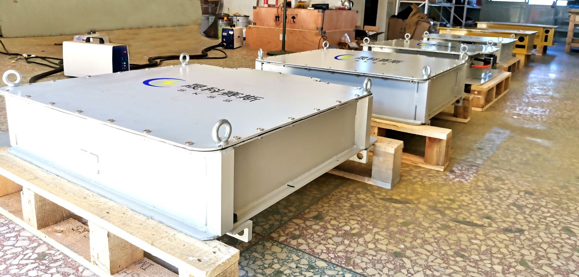 5吨盾构电瓶车锂电瓶48v 厂家直销矿用电瓶车锂电池51.2v300ah