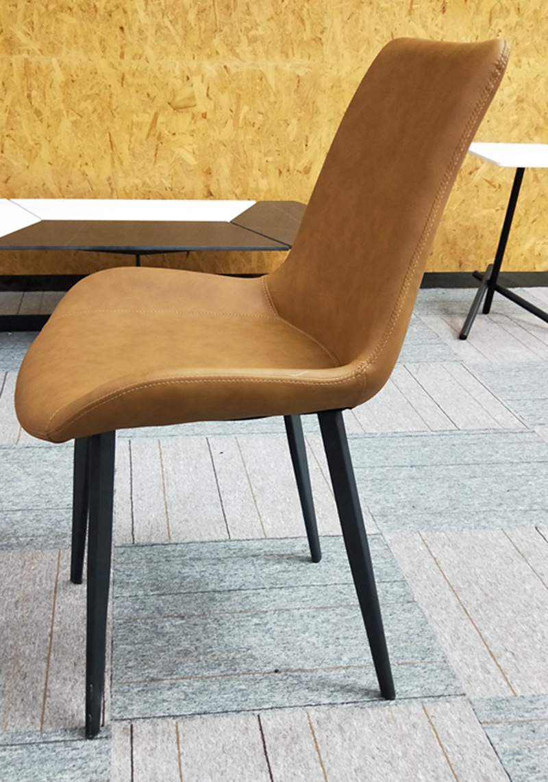 马鞍皮椅子家用轻奢马鞍椅书椅loft工业风酒店餐厅设计师北欧餐椅