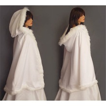 2022冬季新款新娘婚礼白色毛边披肩婚纱配件斗篷工厂代发接受生产