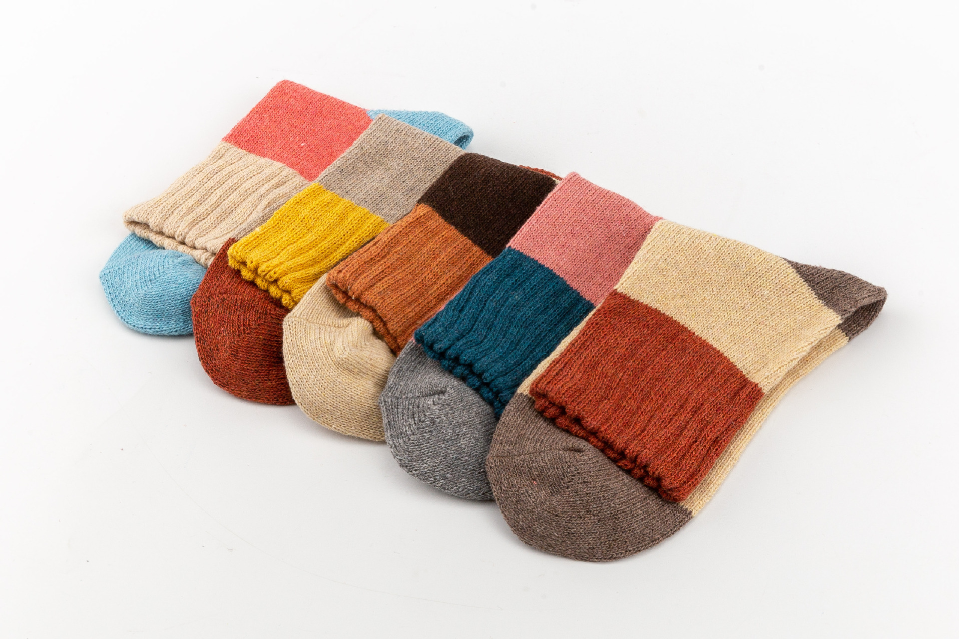 厂家批发新款拼色女保暖袜 兔羊毛袜 中筒宽口加厚袜批发