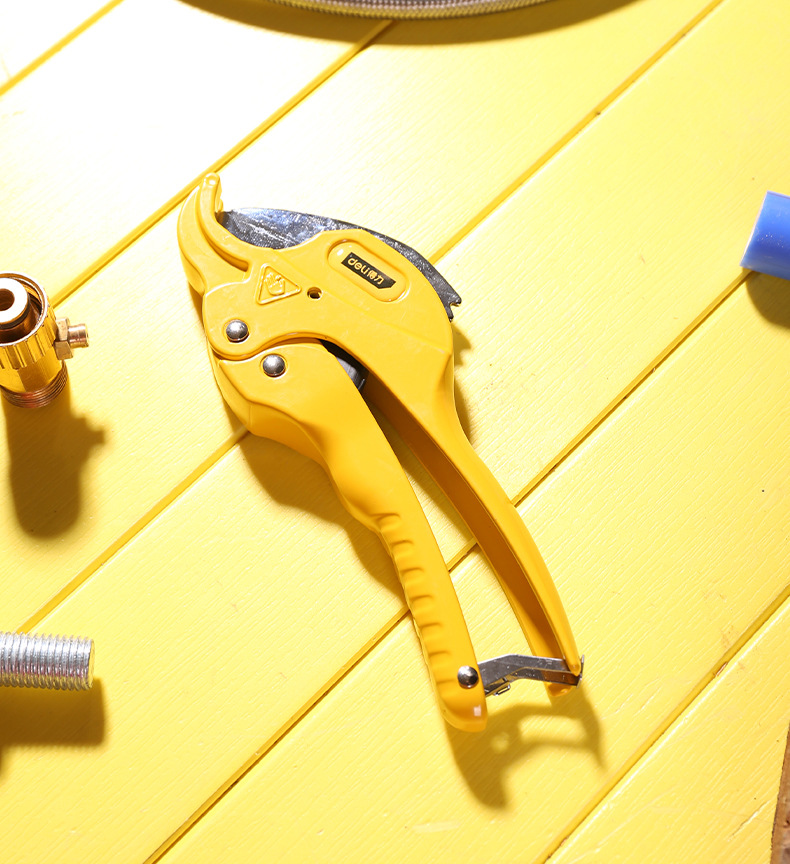 得力管子割刀pvc管子ppr水管线管切割剪刀切管割管神器快剪工具