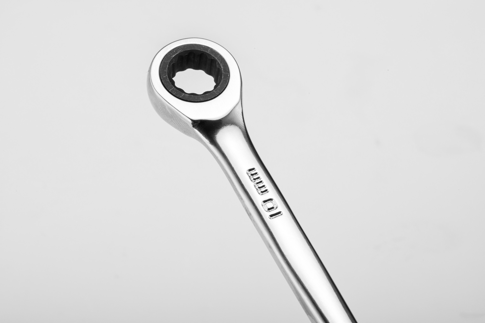 世达五金工具扳手加长型x柄开口梅花两用快速扳手棘轮扳手46301