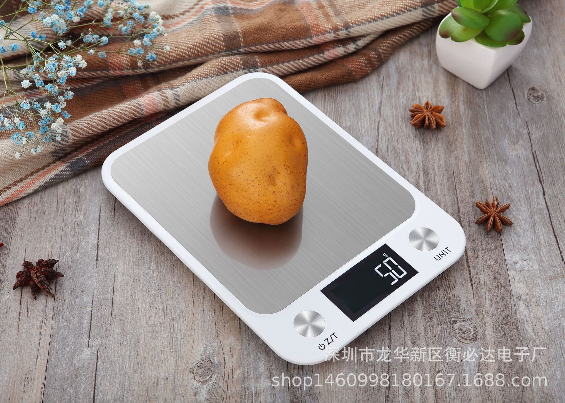 充电新款平板不锈钢厨房秤5kg电子台秤食物食品烘焙克称10kg厂家