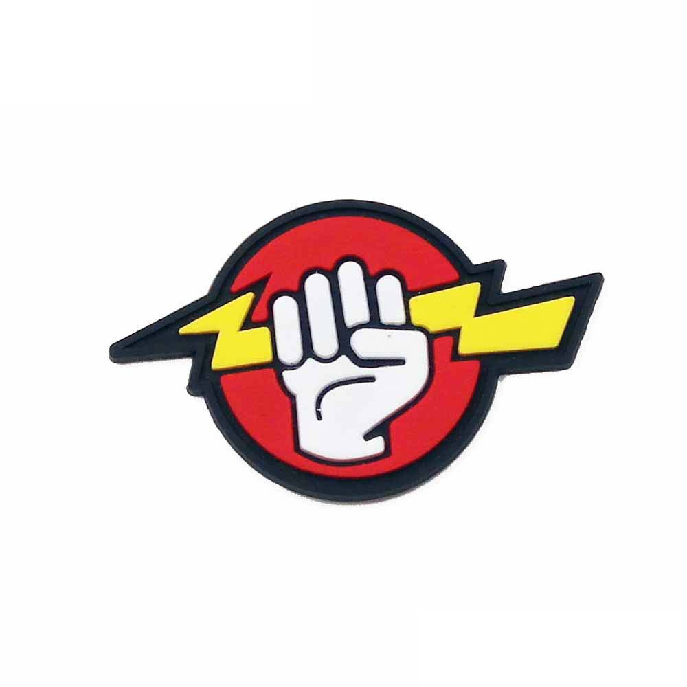 环保pvc软滴胶装饰徽章 手握闪电图案 手袋背包衣服logo硅胶制品
