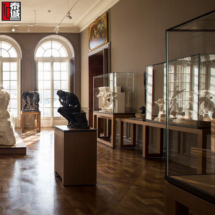展馆艺术品展示柜透明玻璃展示柜美术馆展台塑雕展览馆展示柜定制
