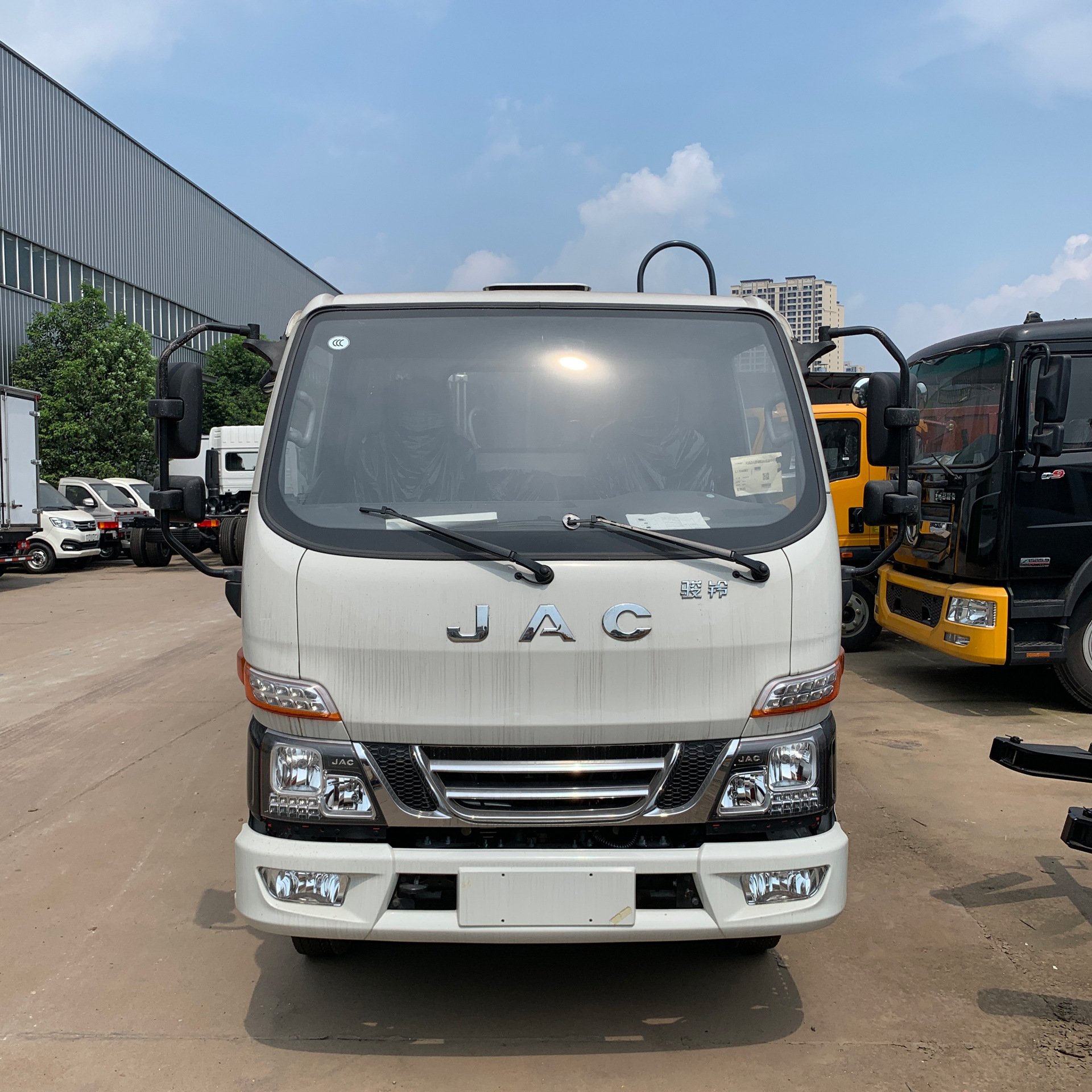 8吨压缩式垃圾车江淮骏铃v7压缩式垃圾车国六压缩式垃圾车