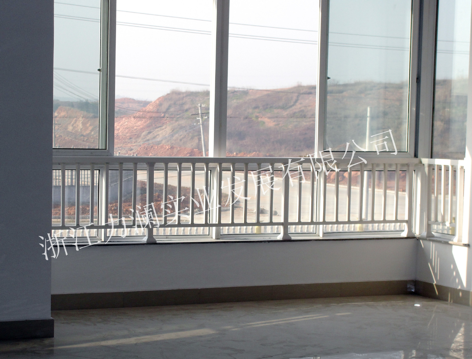 浙江台州锌钢窗台护栏飘窗护栏窗户栏杆飘窗栏杆【实用款】