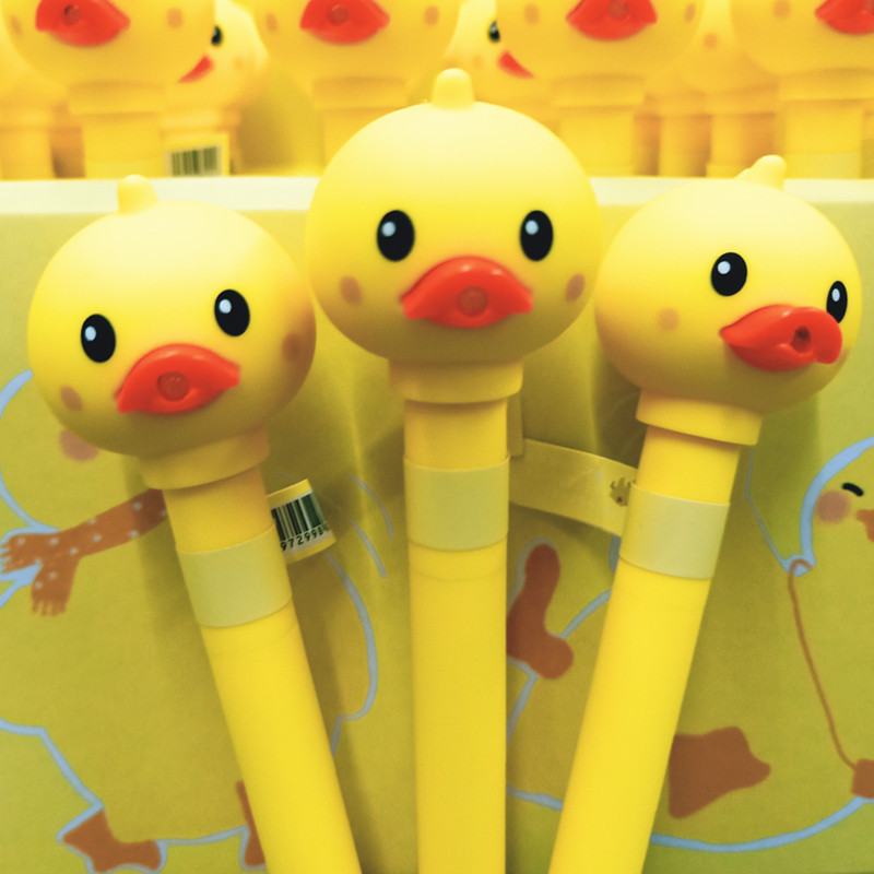 响指创意网红鸭子发声发光中性笔可爱萌宠干啥鸭led灯全针管水笔