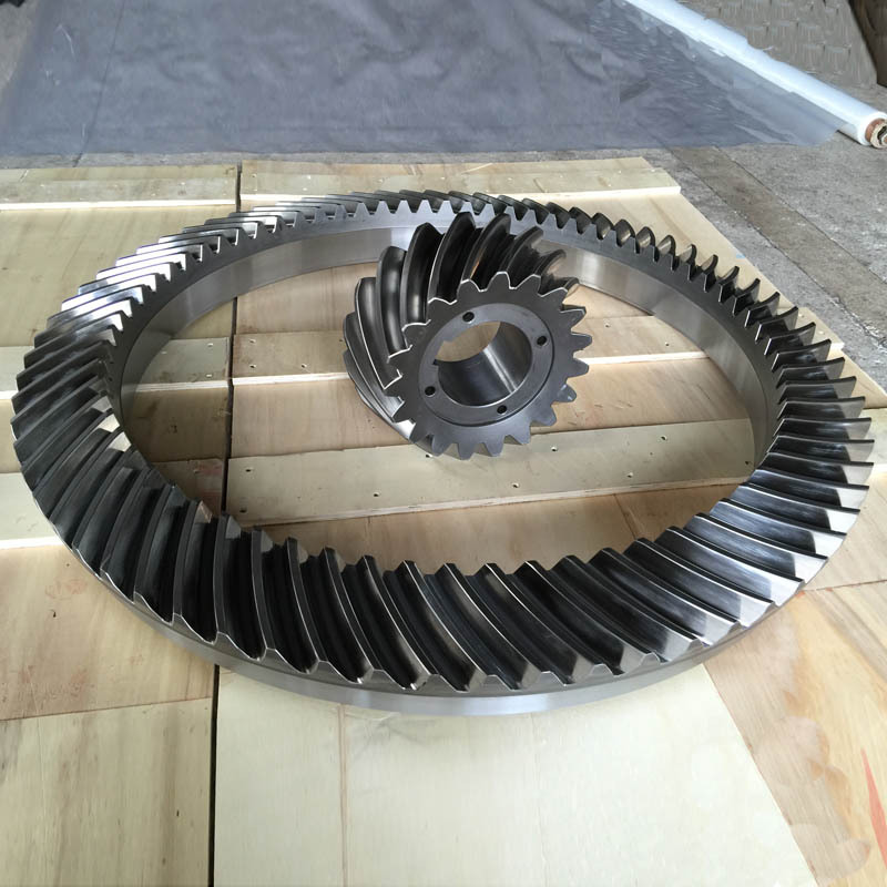 仿美卓大宏立配件 hp500 碎石机械配件 圆锥破碎机弧齿锥齿伞齿轮