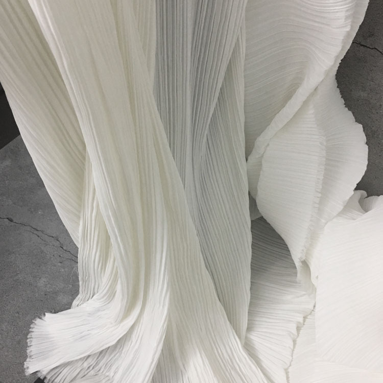 三宅一生褶皱布料二次褶百褶压皱立体肌理服装设计师礼服时装面料