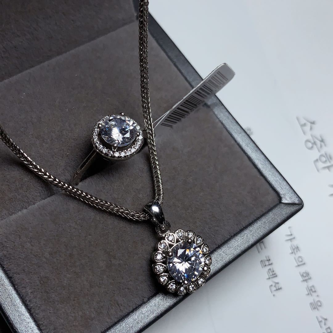 钻石首饰3件套女结婚首饰 彩宝首饰925银镶嵌莫桑钻套装一件代发