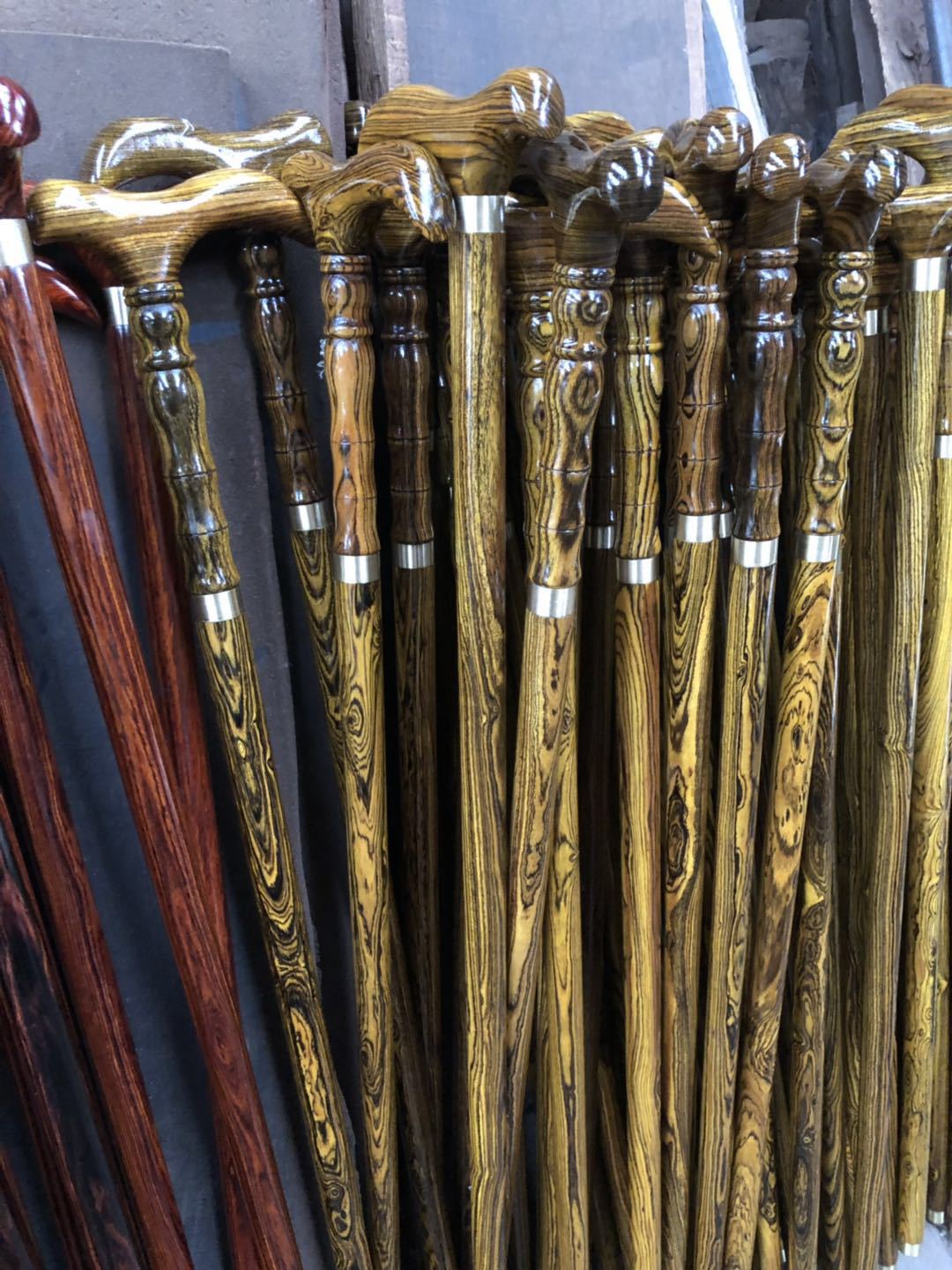 紫檀拐棍老年人实木拐杖紫光檀木质竹节文明棍防滑木头木制手杖