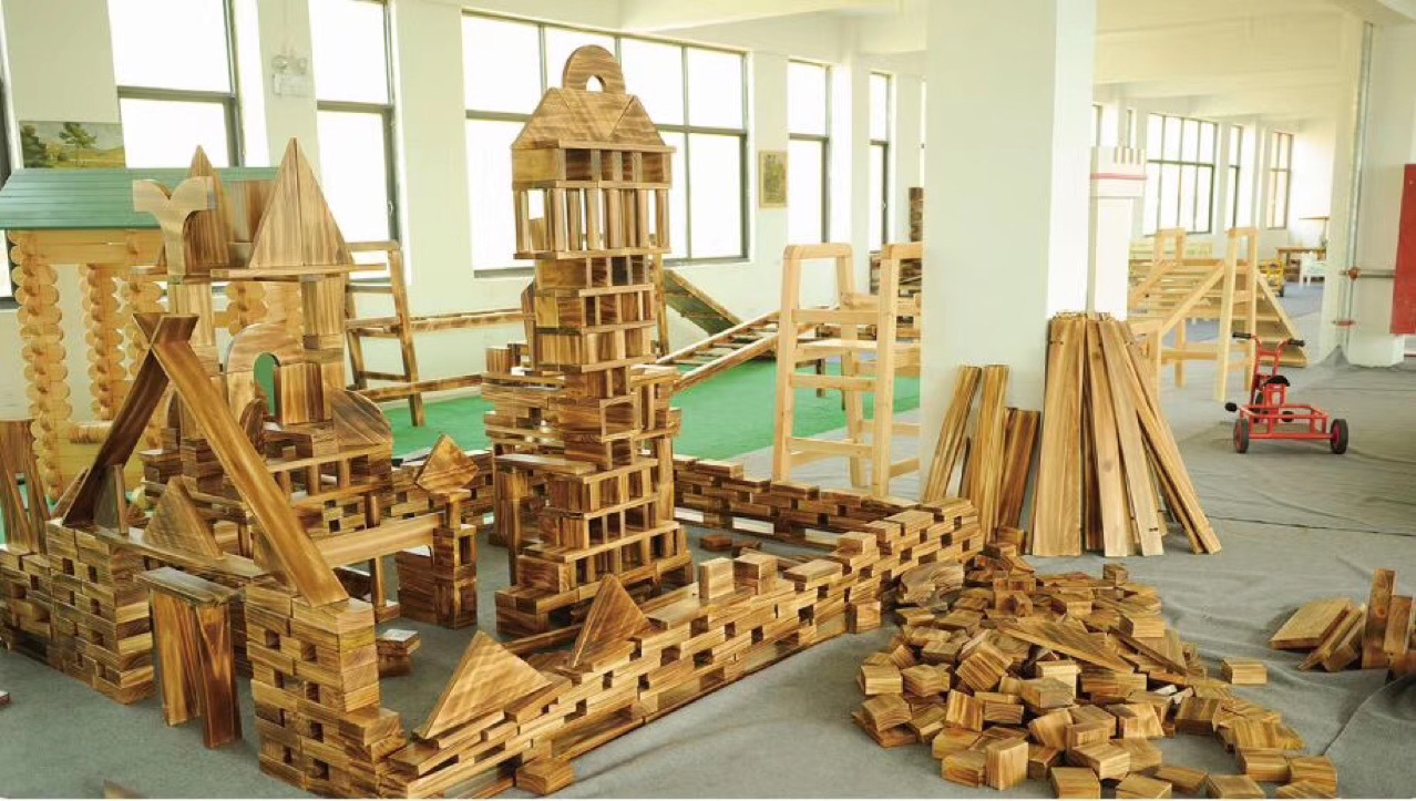 幼儿园 早教机构 户外大型碳化积木百变拼搭实木互动儿童玩具直销
