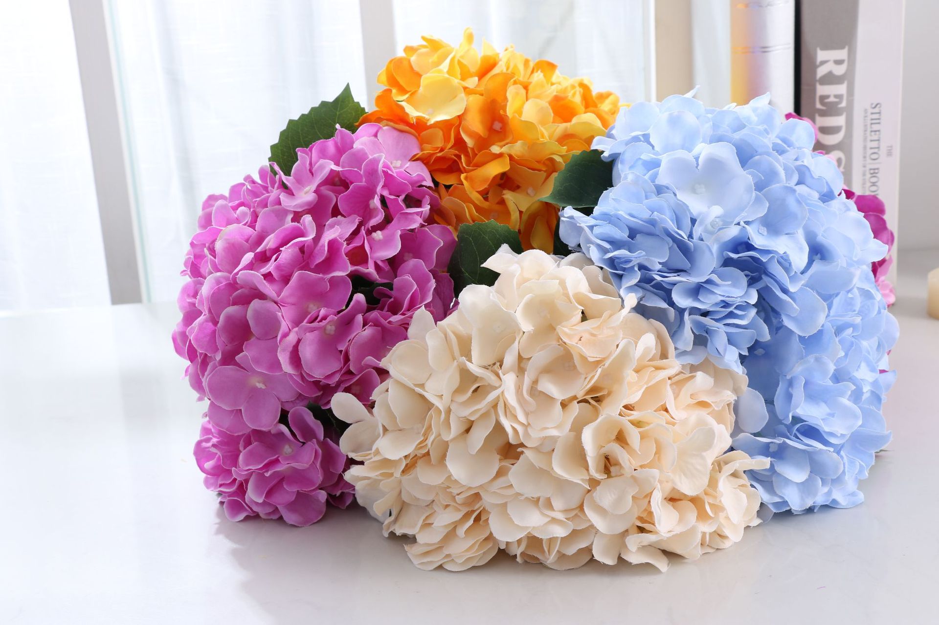 仿真花新5头绣球绢布居家装饰婚庆假花花墙插花把束5叉大绣球