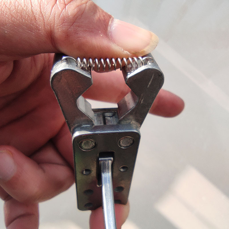 审判者齿轮两轴联动夹蛋器全金属自动回位弹弓配件