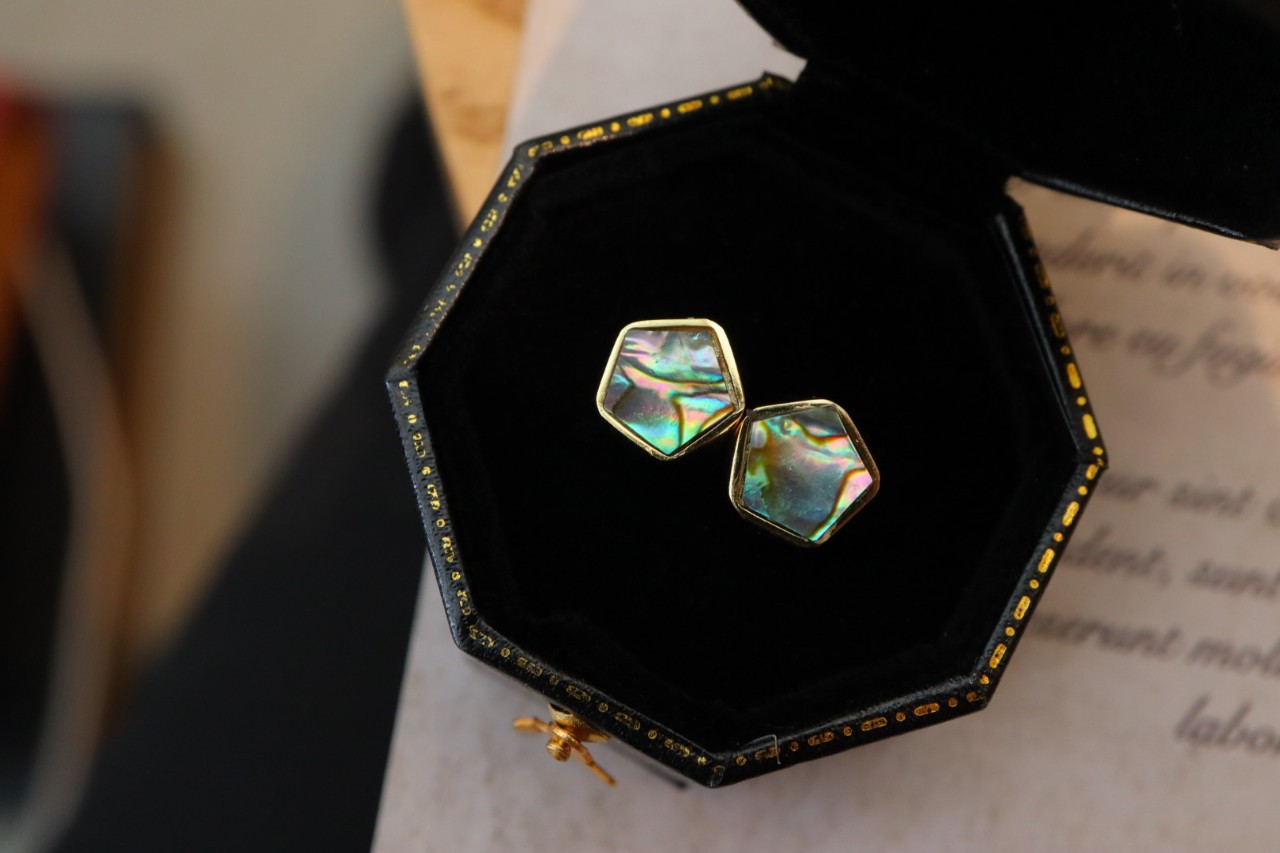 s925银925通体纯银天然鲍鱼贝黑贝母五角星耳钉