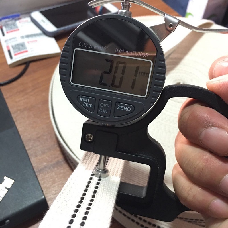 宽度3cm 厚度2mm 涤棉本白织带 提花 两条黑线 帆布袋专用织带